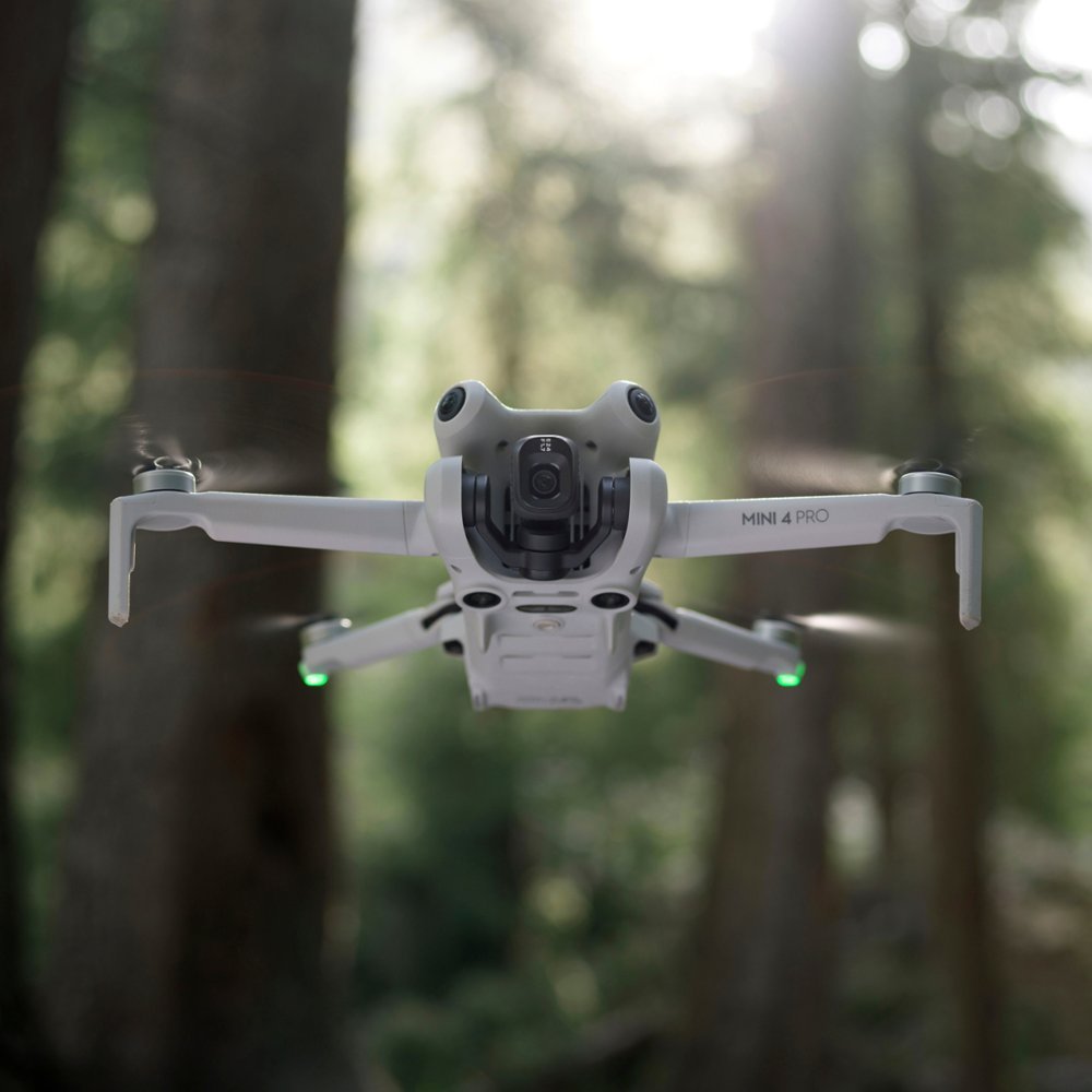 DJI | Mini 4 Pro Quadcopter Drone Fly More Combo & Remote Control with Built-in Screen | CP.MA.00000735.01