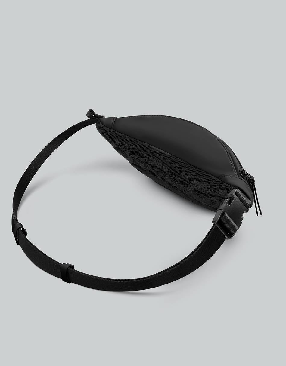 Gaston Luga | Dash Bumbag - Black | DSBMBBK