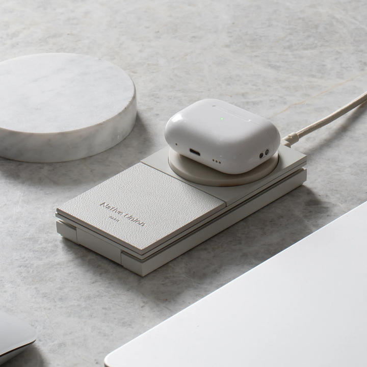 Native Union | Rise 2-in-1 Magnetic Wireless Charger - Sandstone | RS-2IN1-SAN