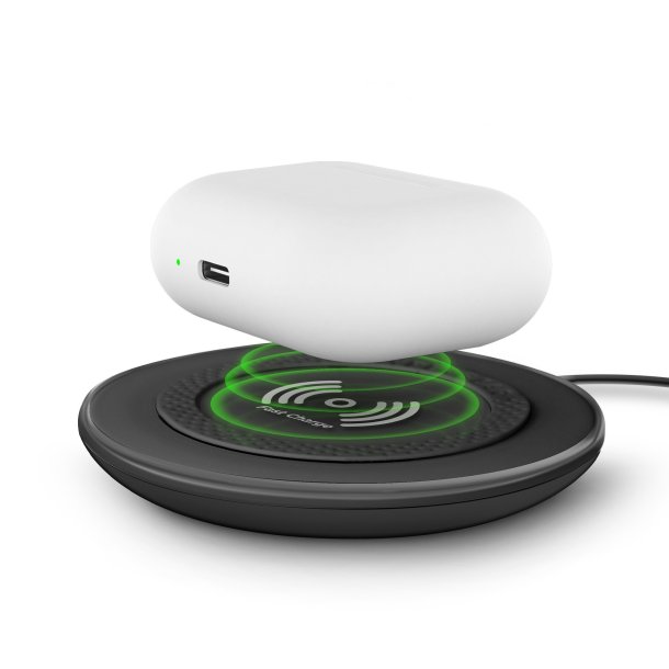 HyperGear | ChargePad Pro Wireless Fast Charger w/USB-C Hub 15W - Black | 15-11936
