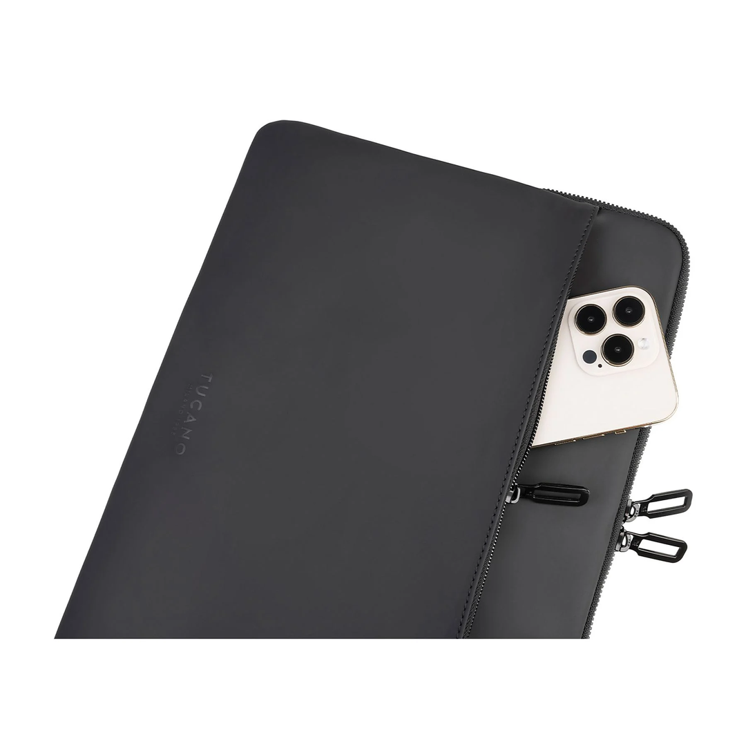 Tucano | Gommo Sleeve for 15.6in laptops - Black | BFGOM1516-BK