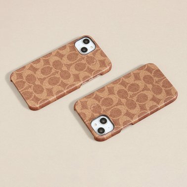 Coach | Slim Wrap Signature C Case iPhone 15 Plus - Tan | 15-12458
