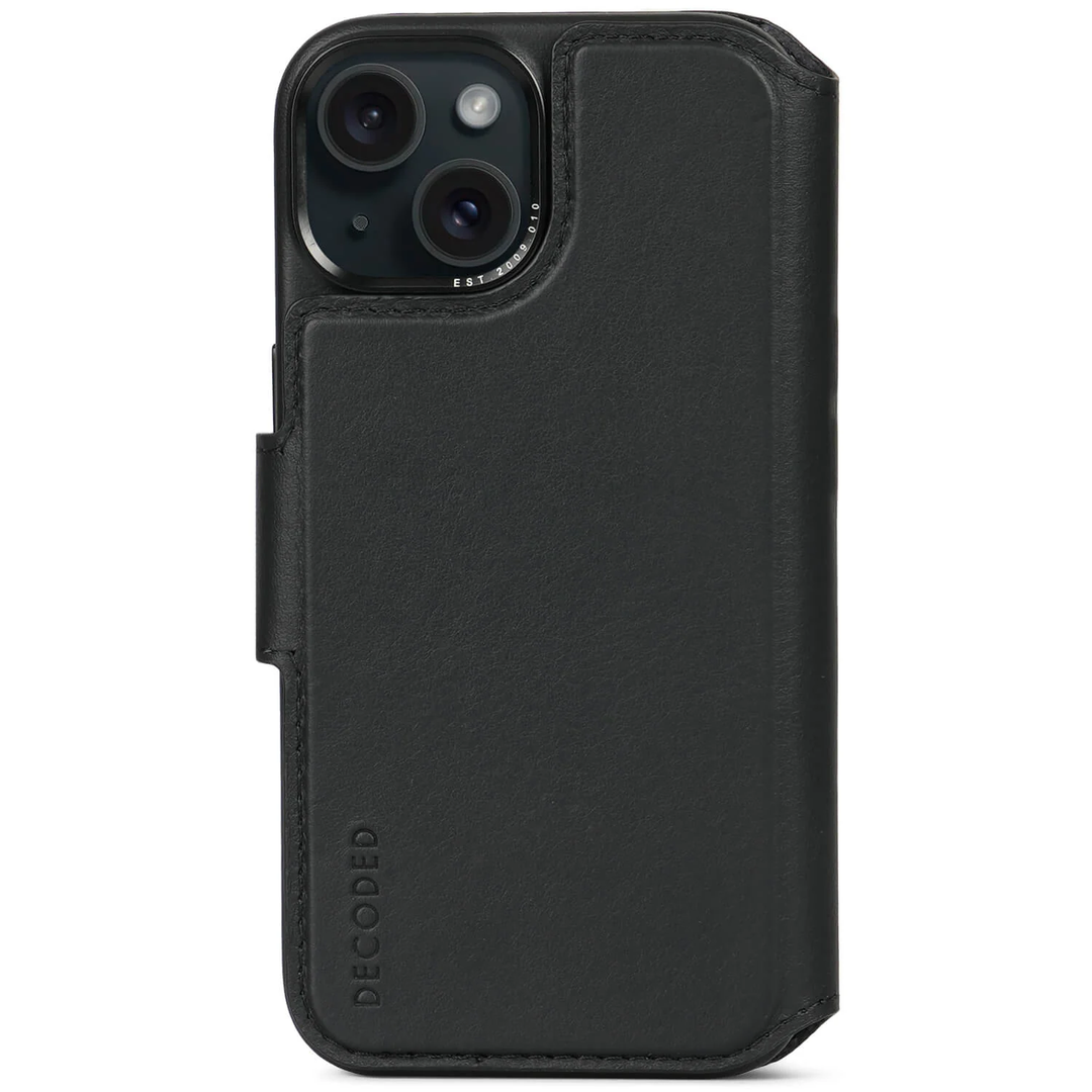 Decoded | Leather Detachable Wallet for iPhone 15 Pro - Black | DC-D24IPO15PDW5BK