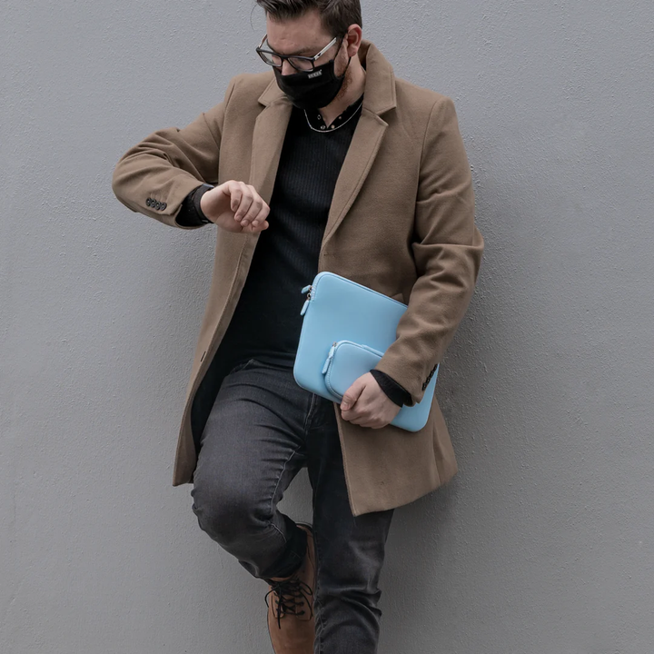 LOGiiX | Vibrance Essential Sleeve for Laptops up to 14 Inch - Sky Blue | LGX-13299