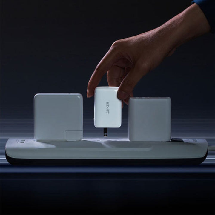 Anker | PowerPort III 65W Pod w. Powerline II USB-C Cable | B2712J215
