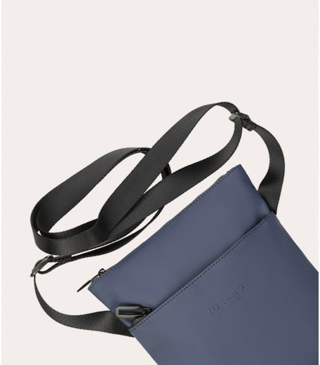 Tucano | Gommo Small Shoulder Bag w/Internal Anti-Radiation System - Blue | BGOMSB-B