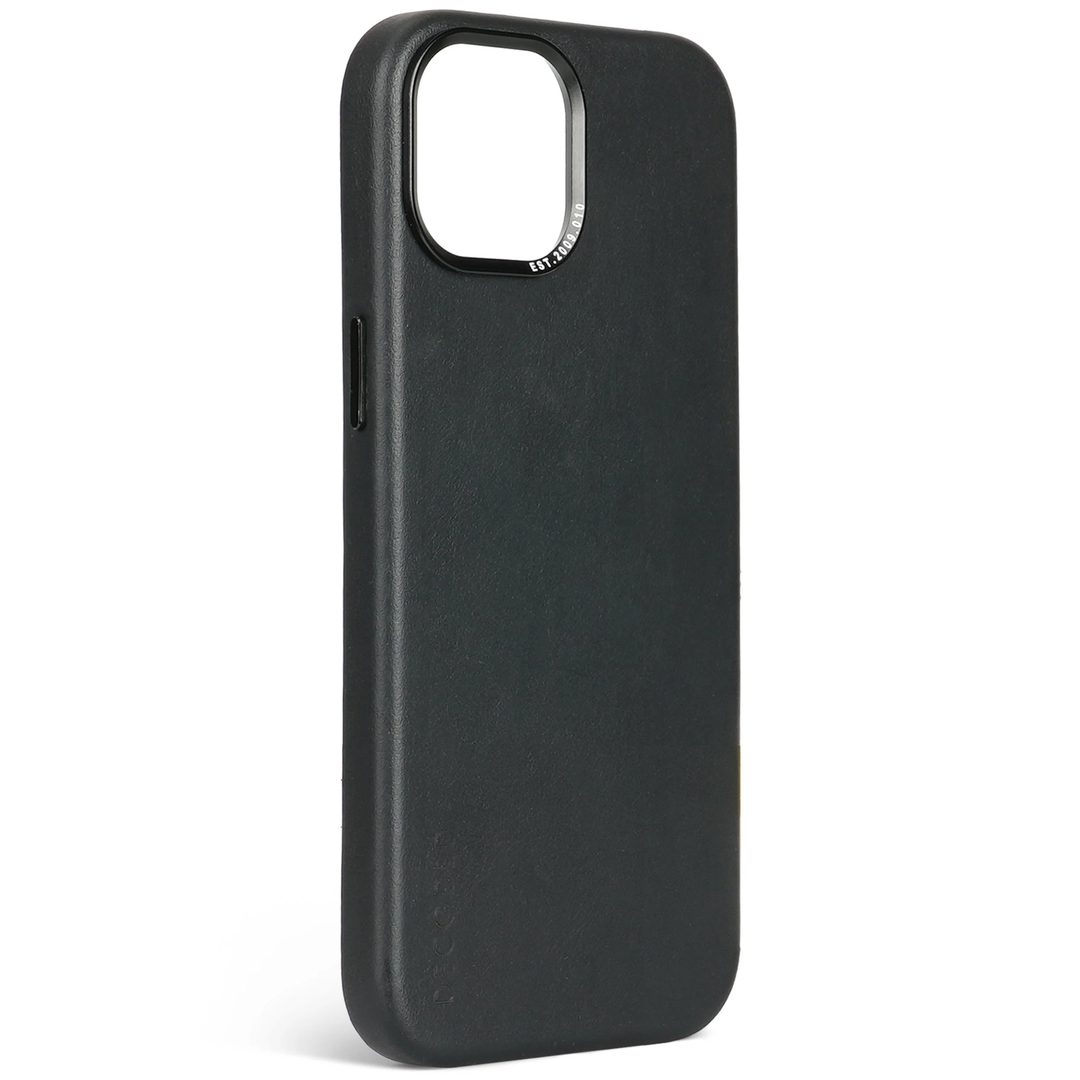 Decoded | Leather Backcover for iPhone 15 Pro Max - Black | DC-D24IPO15PMBC1BK