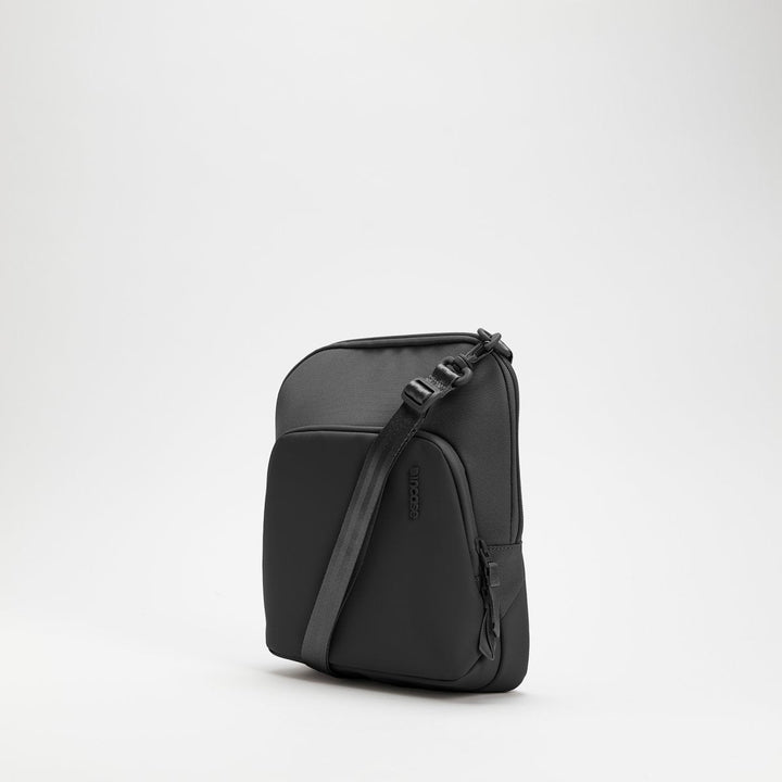 Incase | A.R.C. Crossbody Bag - Black |