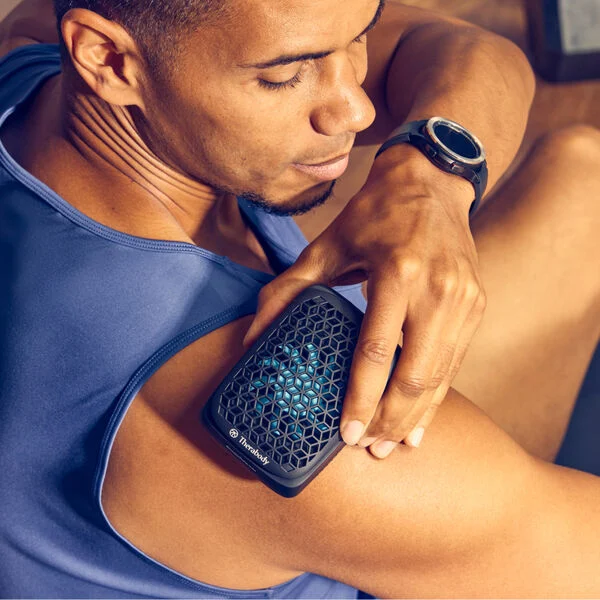 Therabody | RecoveryTherm Cube - Portable Hot and Cold Pack with Cryotherapy & Heating Pad | TB03779-01