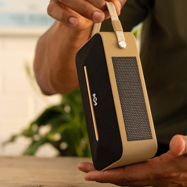 House of Marley | Rise Up Solar Bluetooth Speaker - Black | EM-JA035-SB