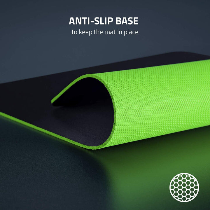 Razer | Gigantus V2 Soft Gaming Mouse Pad Large (45 x 40cm /16"x18" )  - Black |  RZ02-03330300-R3U1