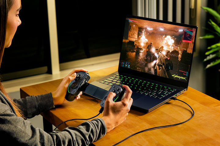 Razer | Kishi Ultra USB-C Gaming Controller for Android/iPhone/iPad Mini | RZ06-05070100-R3U