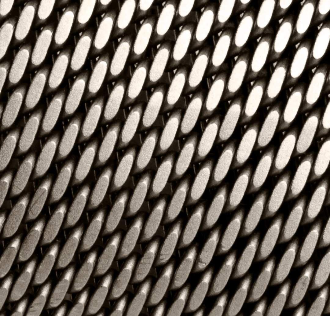 LOGiiX | Milanese Link Apple Watch Band 42/44/45/49mm S1-9/SE/Ultra - Titanium | LGX-13933
