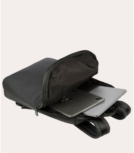 Tucano | Gommo Backpack for 15.6in laptops &16in MacBook Pro - Black | BKGOM15-BK