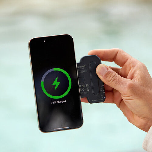 ShiftCam | SnapGrip Magnetic Smartphone Battery Grip - Midnight | CES-AA02-MN