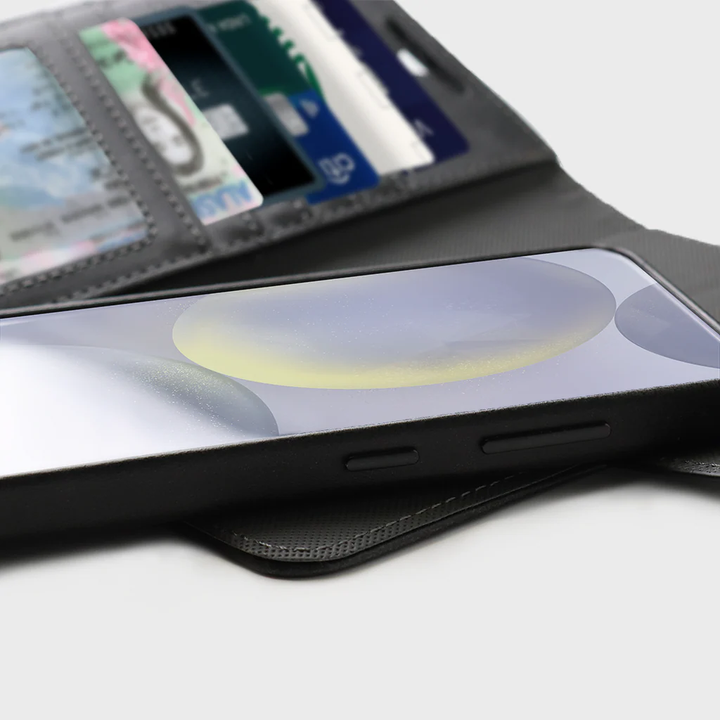 Caseco | Wallet Case with MagSafe for Samsung S26 - Black | C31F3-01