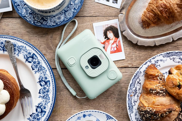 Fujifilm | Instax Mini LiPlay Hybrid Instant Camera - Matcha Green | 600023951