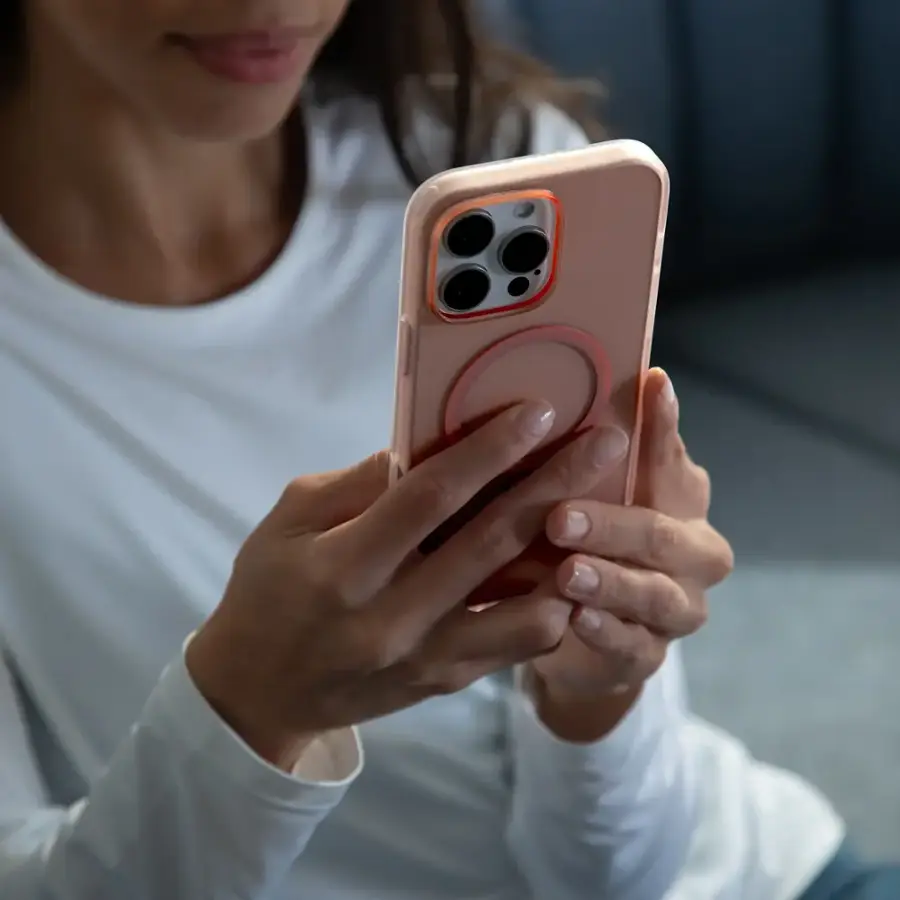 Incase | Slim Case MagSafefor iPhone 16 Pro - Blush Pink | INPH190402-BLP