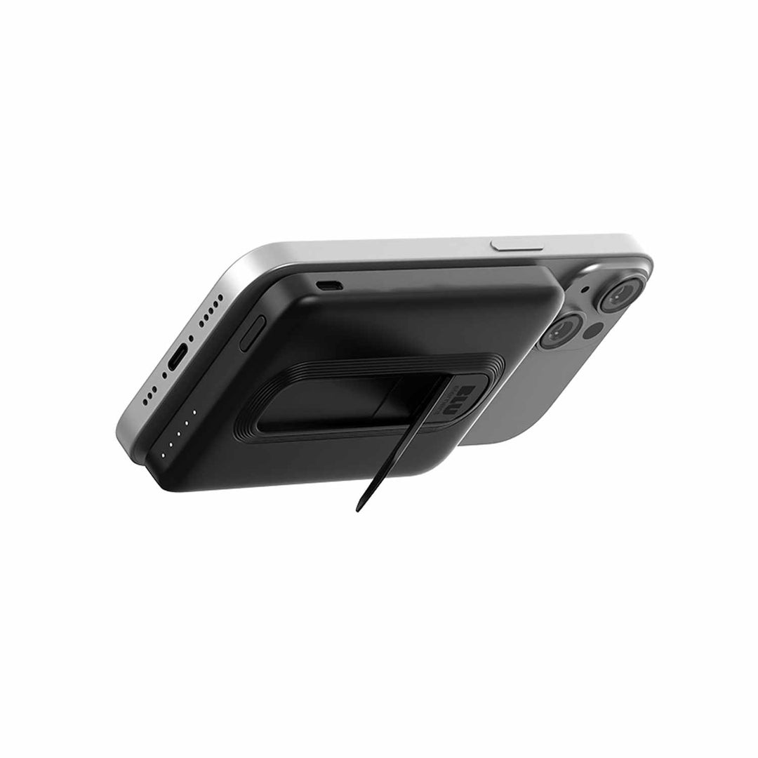 Blu Element | Qi2 Wireless Power Bank with Kickstand 5K - Black | BEPBQi25KBK