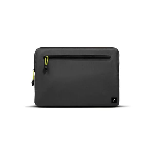Native Union | Sleeve for MacBook 13" - Black | STOW-UT-MBS-BLK-13