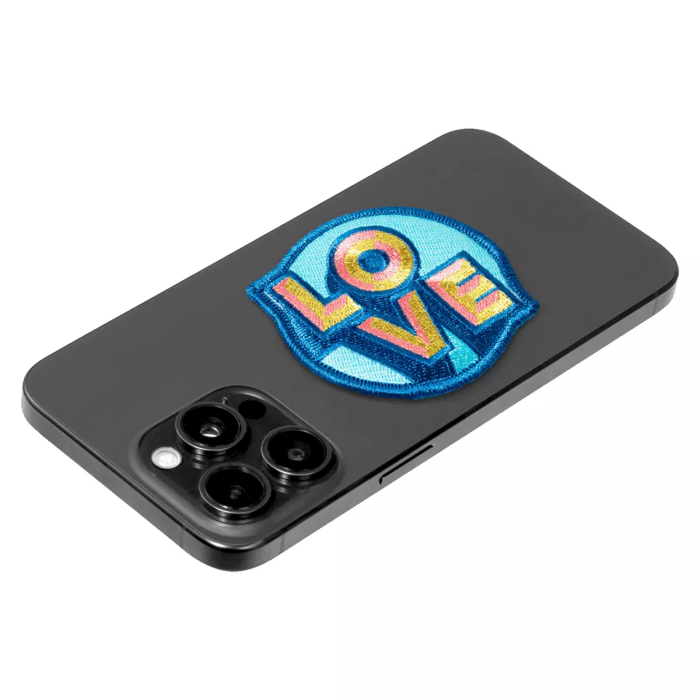 LAUT | MAGMOJI Badge - Love Blue | L_MM_LO_BL