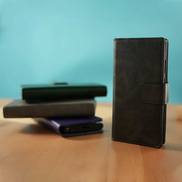 Caseco | 5th Ave Wallet Case with MagSafe iPhone 16 Plus - Black | C31C9-01