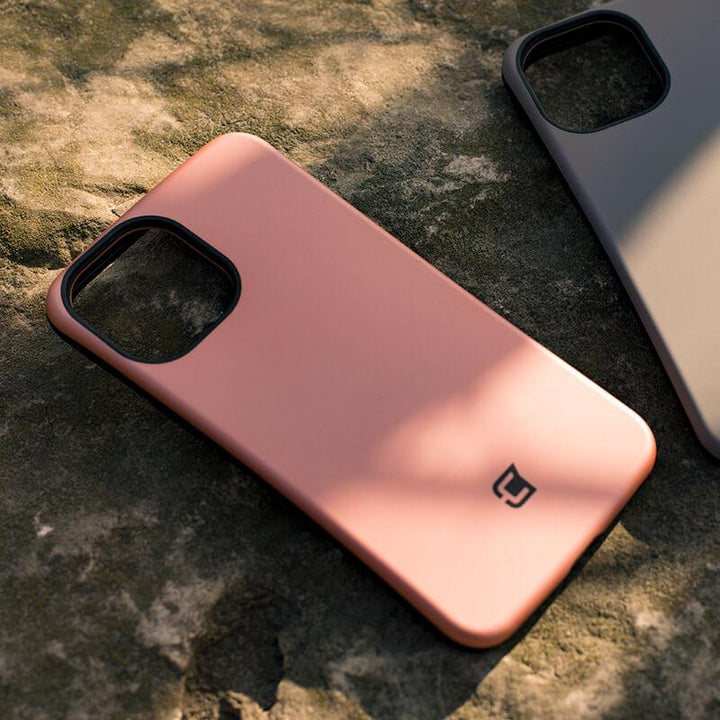 Caseco | Grip Armor Case iPhone 12 / 12 Pro (BULK) - Rose Gold | C2553-05