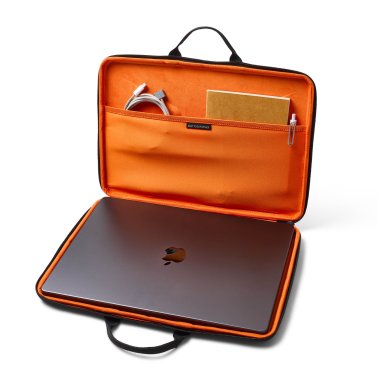 UAG | Civilian Shock Sleeve w/Handle Large  for 16” laptops - Black | 984179114040