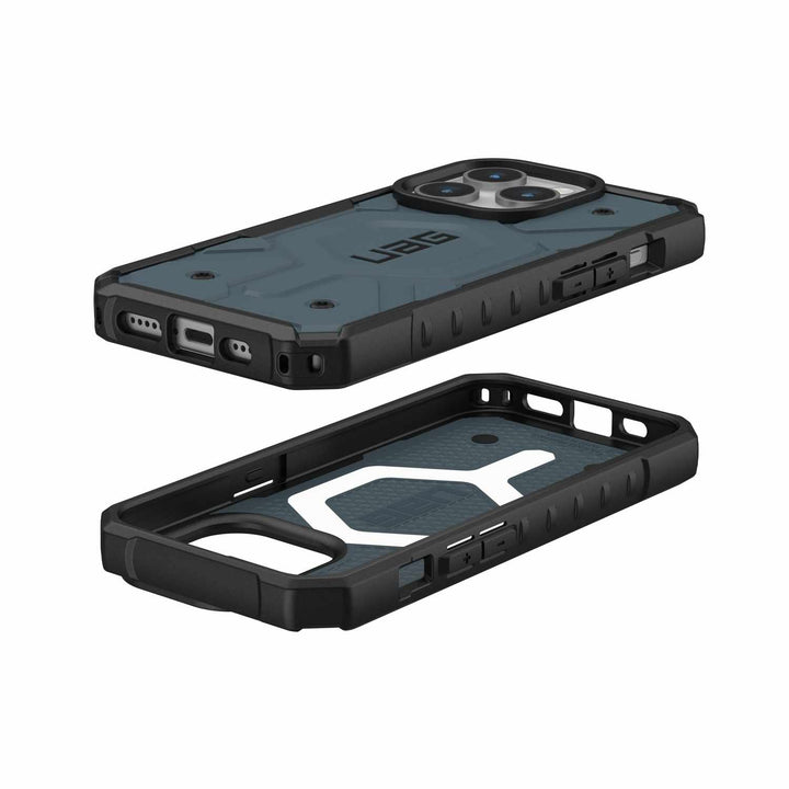 UAG | Pathfinder MagSafe Case iPhone 15 Pro - Cloud Blue | 15-11503