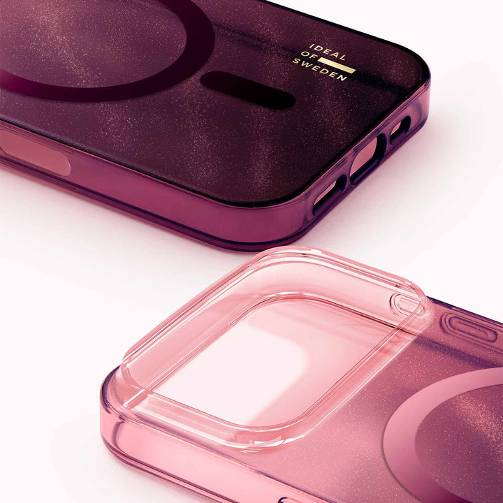 Ideal of Sweden | Glitter Glow MagSafe Case iPhone 17 Pro - Cherry Lacquer | IDCLCMSI2561P564