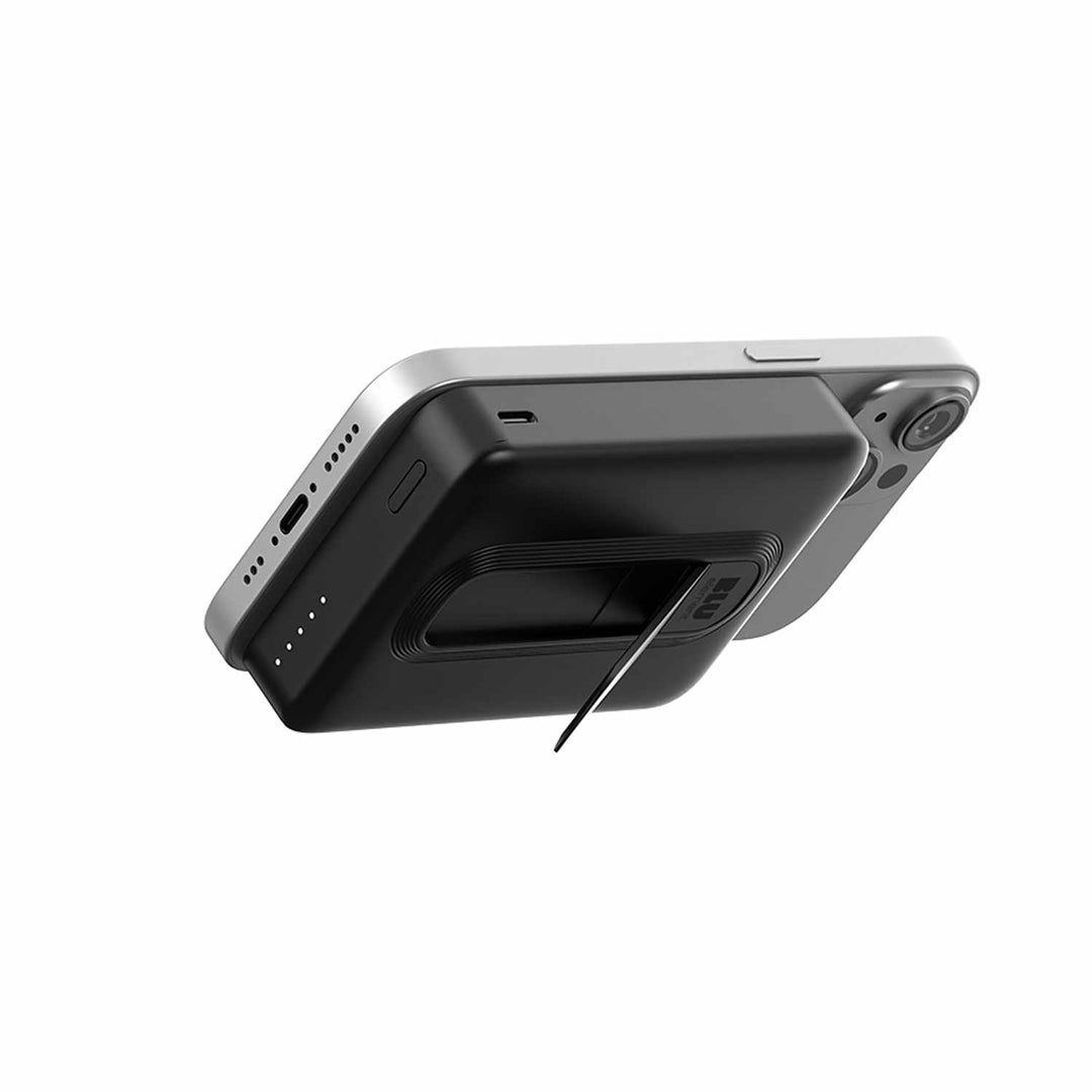 Blu Element | Qi2 Wireless Power Bank with Kickstand 10K - Black | BEPBQi210KBK
