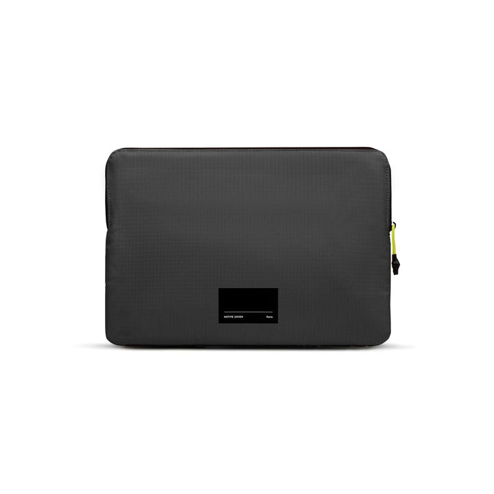 Native Union | Ultralight Sleeve for MacBook 16" - Black | STOW-UT-MBS-BLK-16