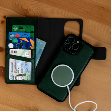 Caseco | 5th Ave MagSafe Wallet Case iPhone 16 Pro Max - Green | C31D2-10