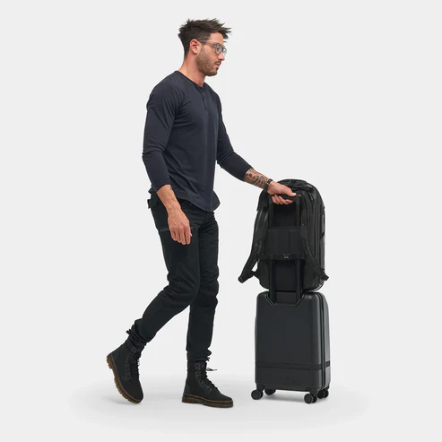 Nomatic | McKinnon Camera Pack  35litre  - Black | PMTP00BLK01