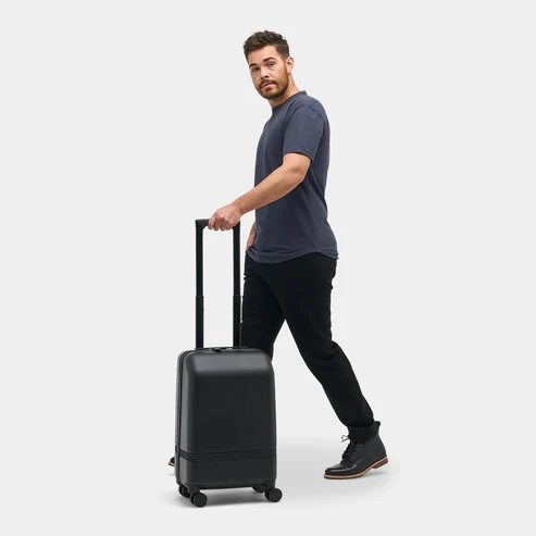 Nomatic | CarryOn Spinner Suitcase  Classic  - Black | RLCN00BLK01