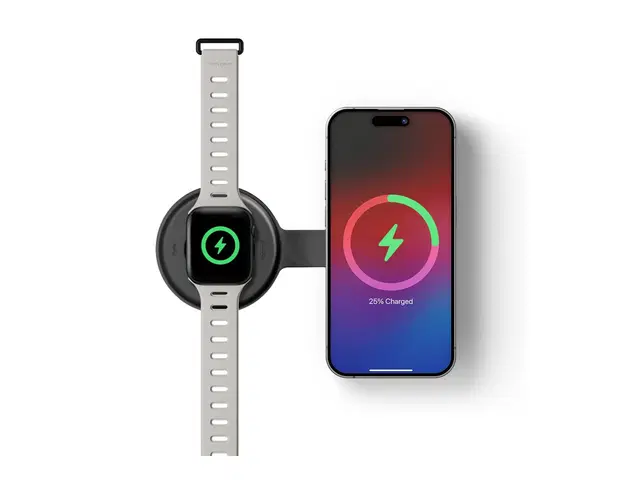 Native Union | Voyage 2-in-1 Wireless Charging Pad Qi2 Certified - Black | VOY-2IN1-WL-BLK