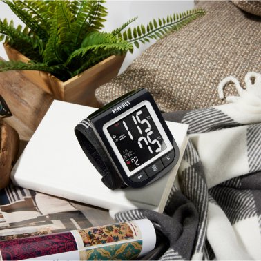HoMedics | Wrist Blood Pressure Monitor with Attached Wrist Cuff and Bluetooth | BPW-930BT