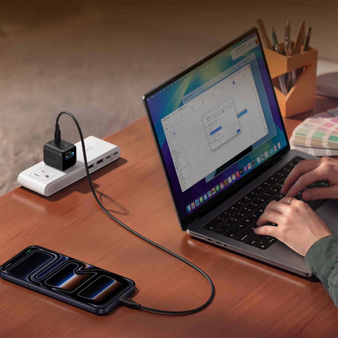 Anker | Wall Charger USB-C with Smart Display and Foldable Prongs 45W - Black | A121DJ115