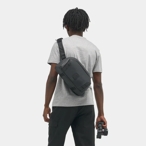 Nomatic | McKinnon Sling  8litre  - Black | PMSLNGBLK01