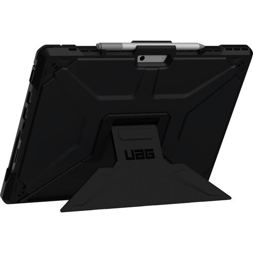 /// UAG | Microsoft Surface Pro 8  Black Metropolis Series Case - Black | 15-09528
