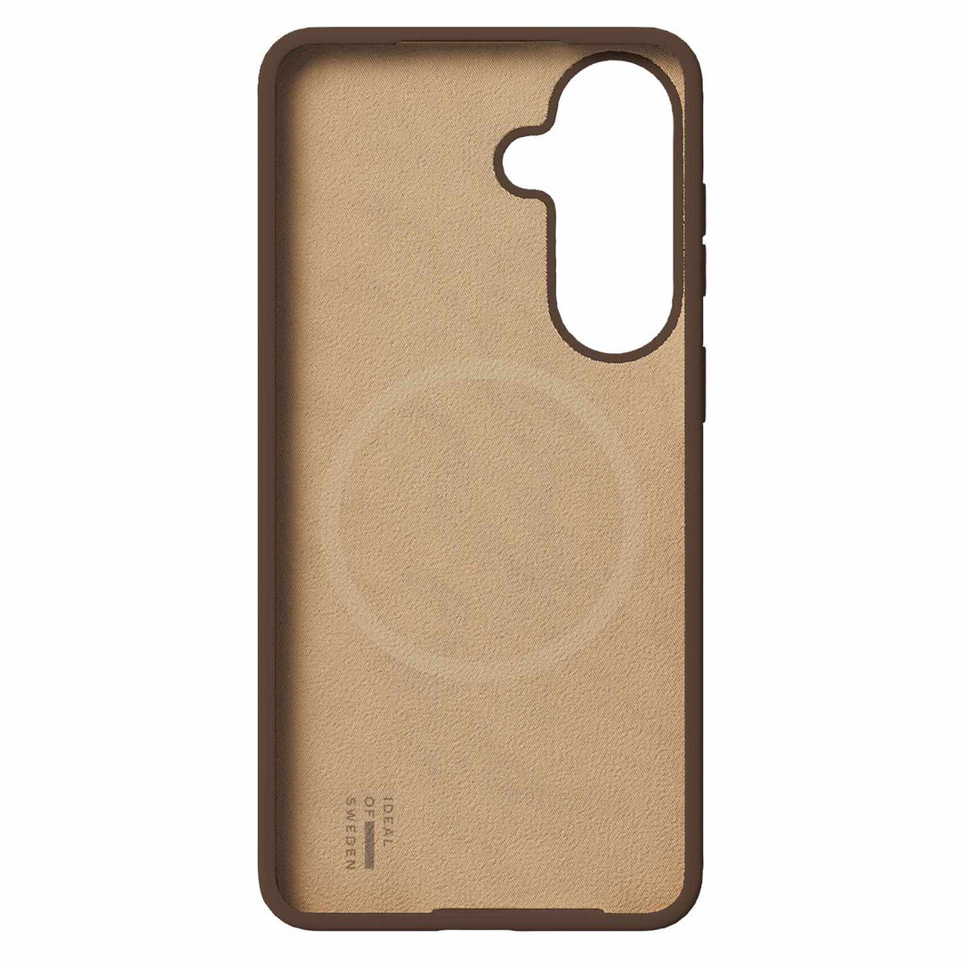 Ideal of Sweden | Silicone Case w/Magnets for Samsung Galaxy S26 - Mocha Mousse | IDSICMSS26PR562