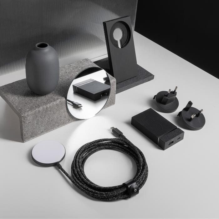 /// Native Union | Snap Magnetic Magsafe Wireless Charger 10ft - Cable Cosmos  | SNAP-WL-COS