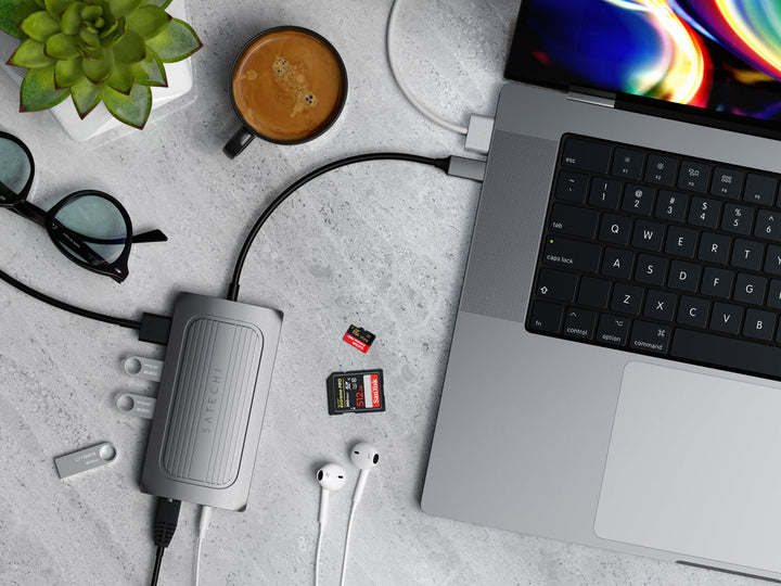 Satechi | USB-4 Multiport Adapter with 8K HDMI - Space Gray | ST-U4MA3M